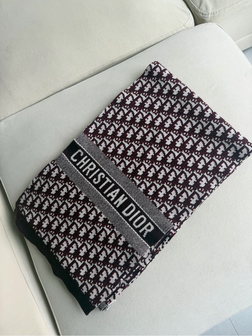 Dior Signature Cashmere Knit Scarf in Burgundy